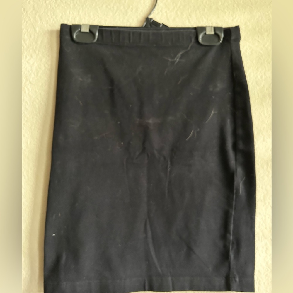 Black pencil mini skirt